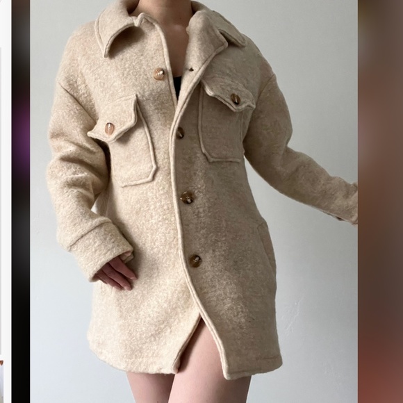 PrettyLittleThing Jackets & Blazers - ✨NWT Pretty Little Thing Oatmeal Shacket One Sz✨